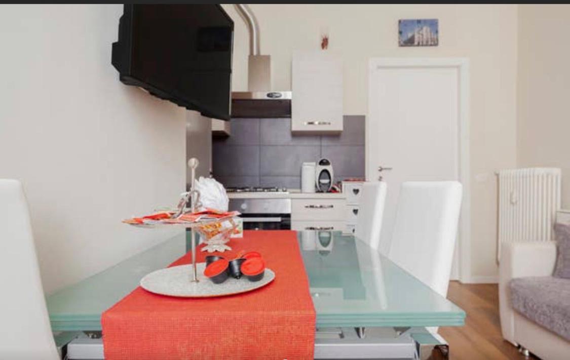 Rodica Comfort Home Milano Navigli Buitenkant foto